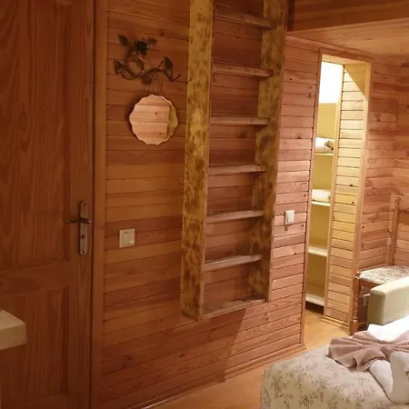 Jurmala's Center Eco House Hébergement de vacances *
